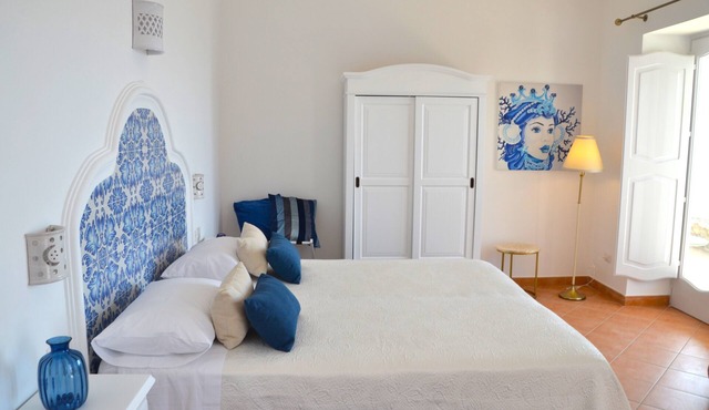 Romantic Suite with terrace sea view and free parking in Campania