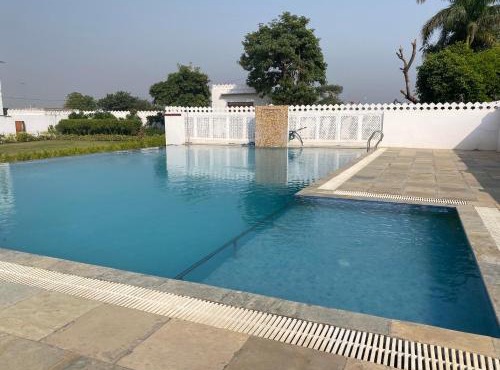 Roop Shree Hotel in Chittaurgarh