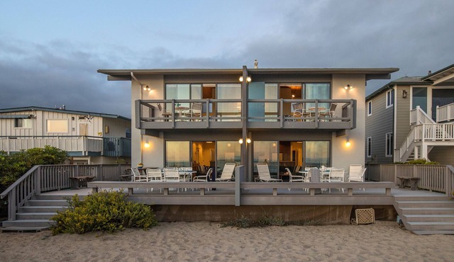 Seahorse Retreat - Double The Fun, BEACHFRONT, In Carpinteria! in Carpinteria