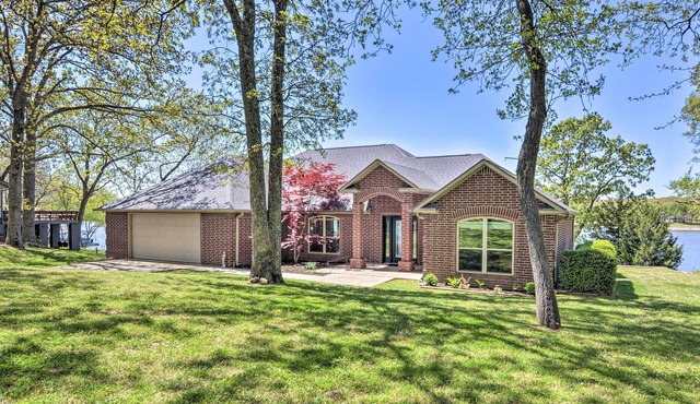 Serene Lakefront Retreat w/Dock in Duck Creek! in Afton