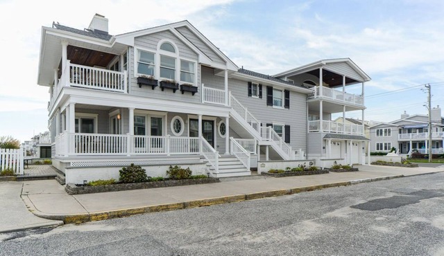 Spacious Corner Property! One house off the beach in Ocean City