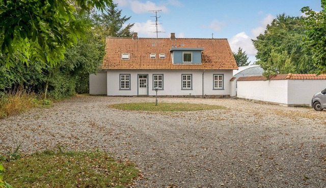 Stunning home in Kværndrup with WiFi in Kværndrup