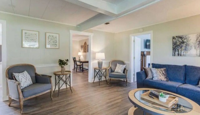 The Porch near Henry Horton- 3 Bedroom Home in Chapel Hill