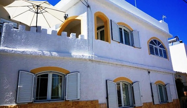 Traditional House Astro 2 in Gerani