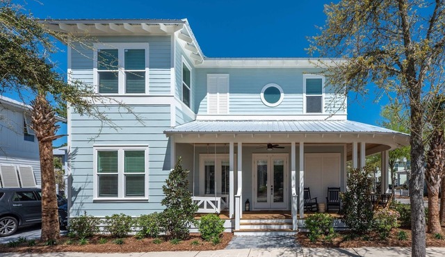 Ultimate Beach Retreat w/6-Seater Golf Cart in Santa Rosa Beach