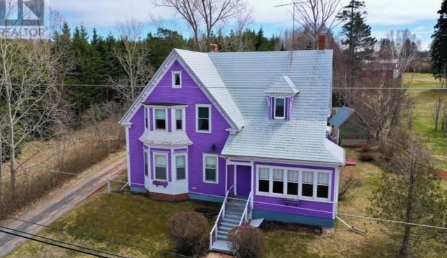 Unique water front Heritage home located in Lower Montague in Montague