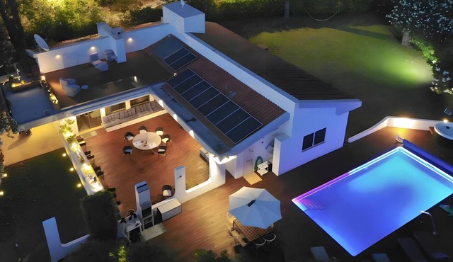 Villa 'Bento Box Family Hub Fitness' with Sea View, Wi-Fi and Air Conditioning in Vilamoura