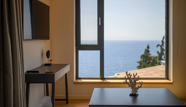 VRAHOS Executive Suite, Mani Suites in Agios Dimitrios