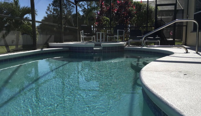 Water View - Pool & Spa - 3.5 miles to Disney - BBQ in Kissimmee