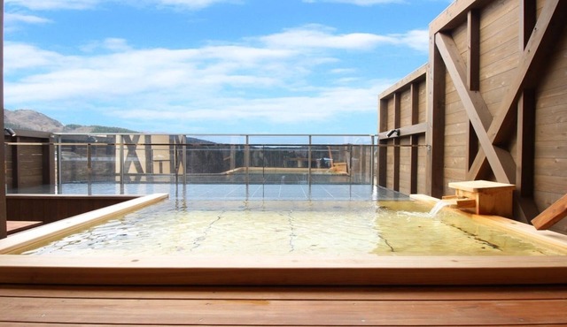 Westernstyle room Capacity 4 people | 2 meals /Tainai Niigata in Tainai
