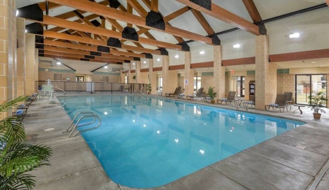 Yellowstone | Adventure Base Retreat | Pool + Nature | 2BR in West Yellowstone