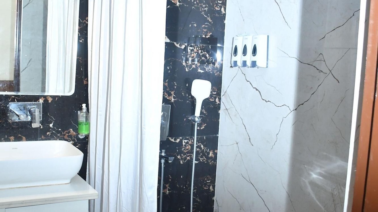Photo of Bedroom in Kumarhatti