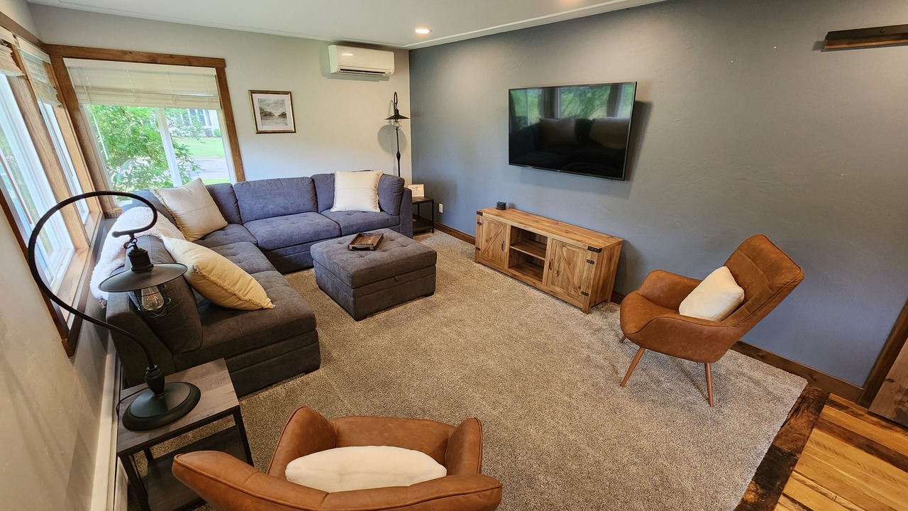 Photo of Livingroom in Hudson