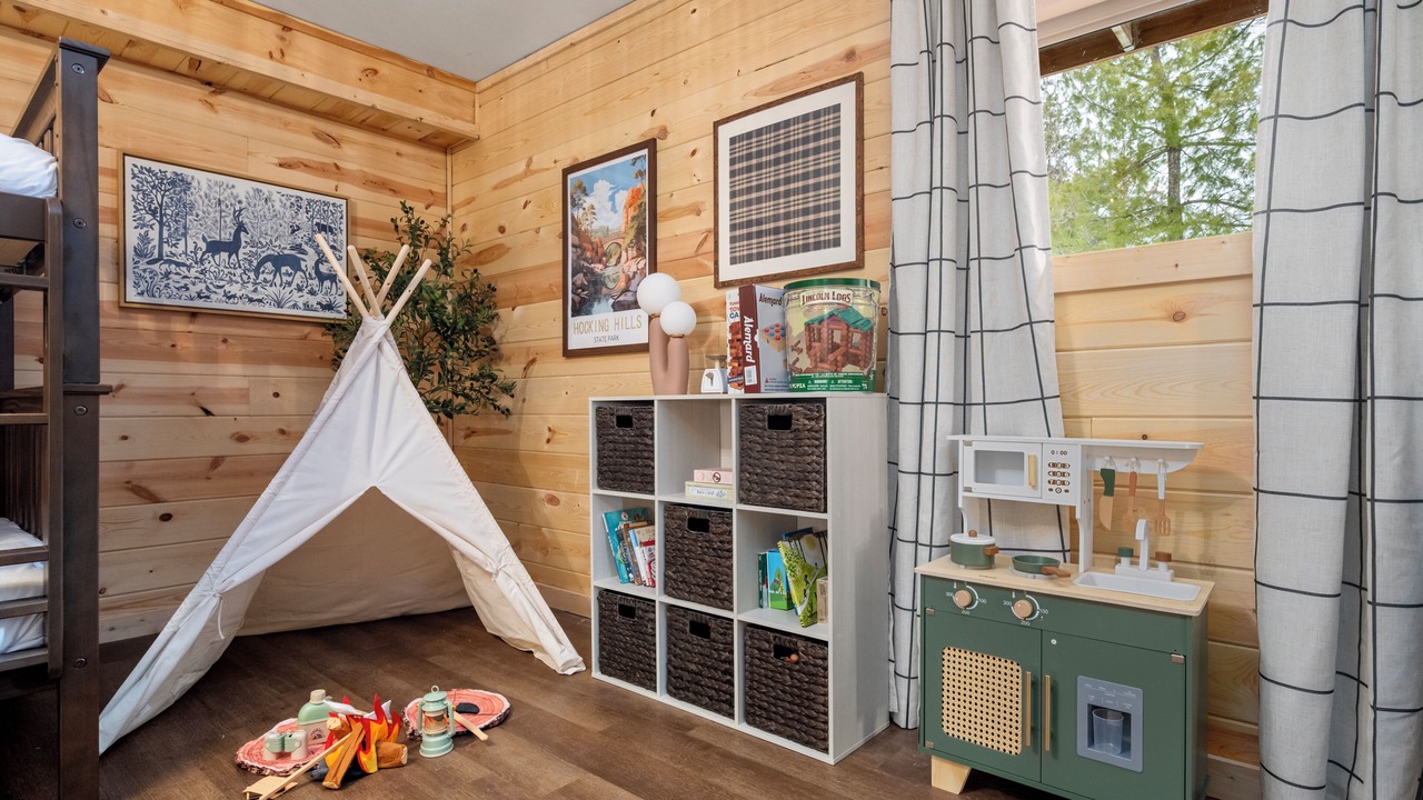 Photo of Bedroom in Logan