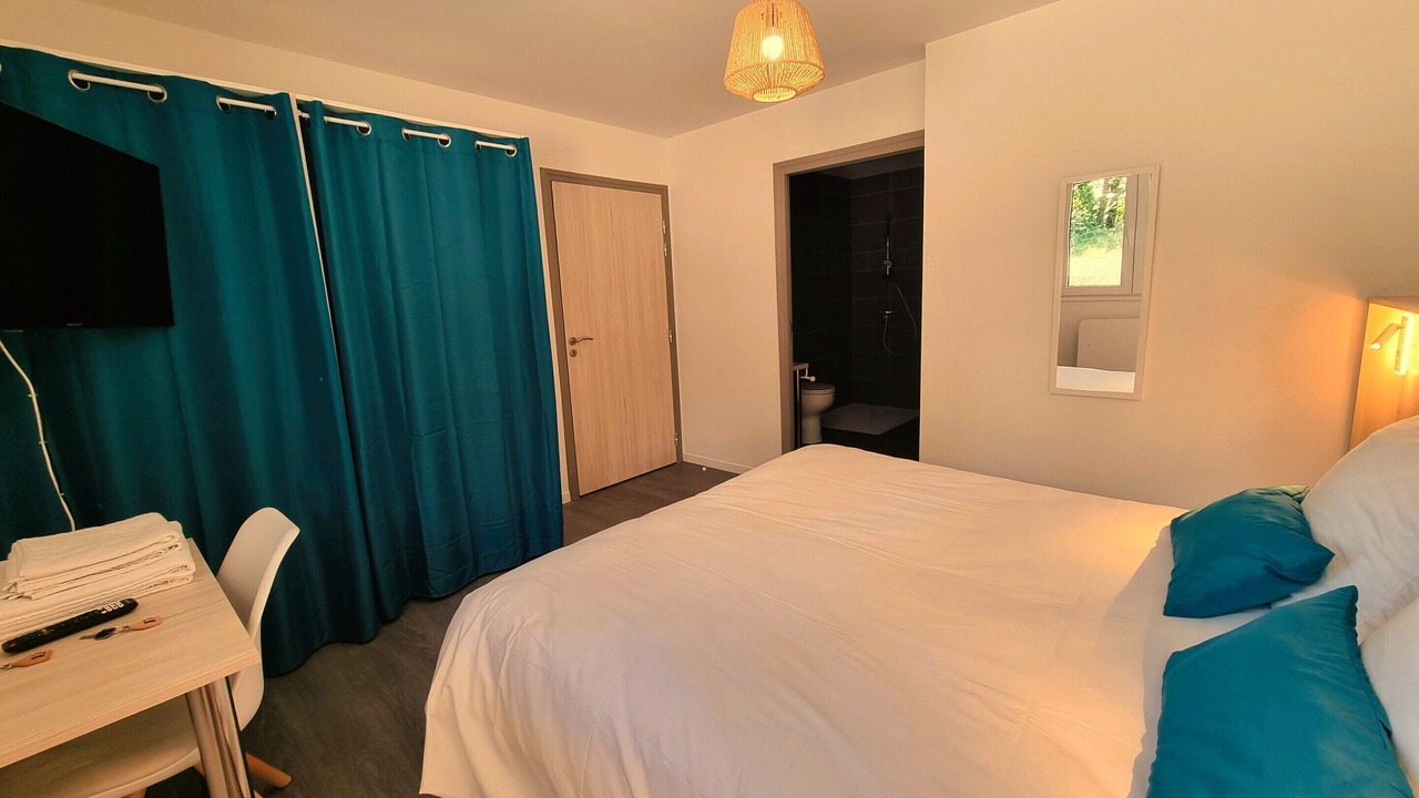 Photo of Bedroom in Aix-les-Bains