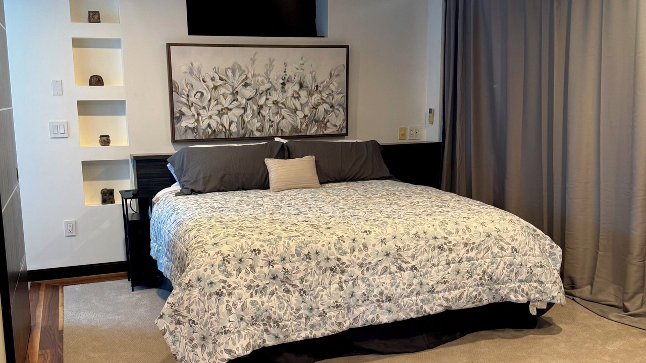Photo of Bedroom in Market