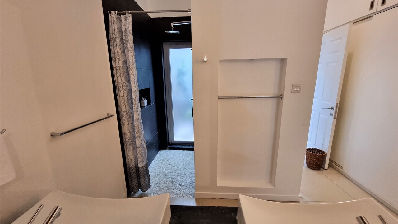 Photo of Bathroom in Pereybere