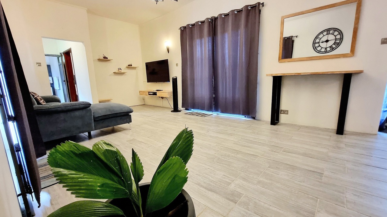 Photo of Livingroom in Pereybere