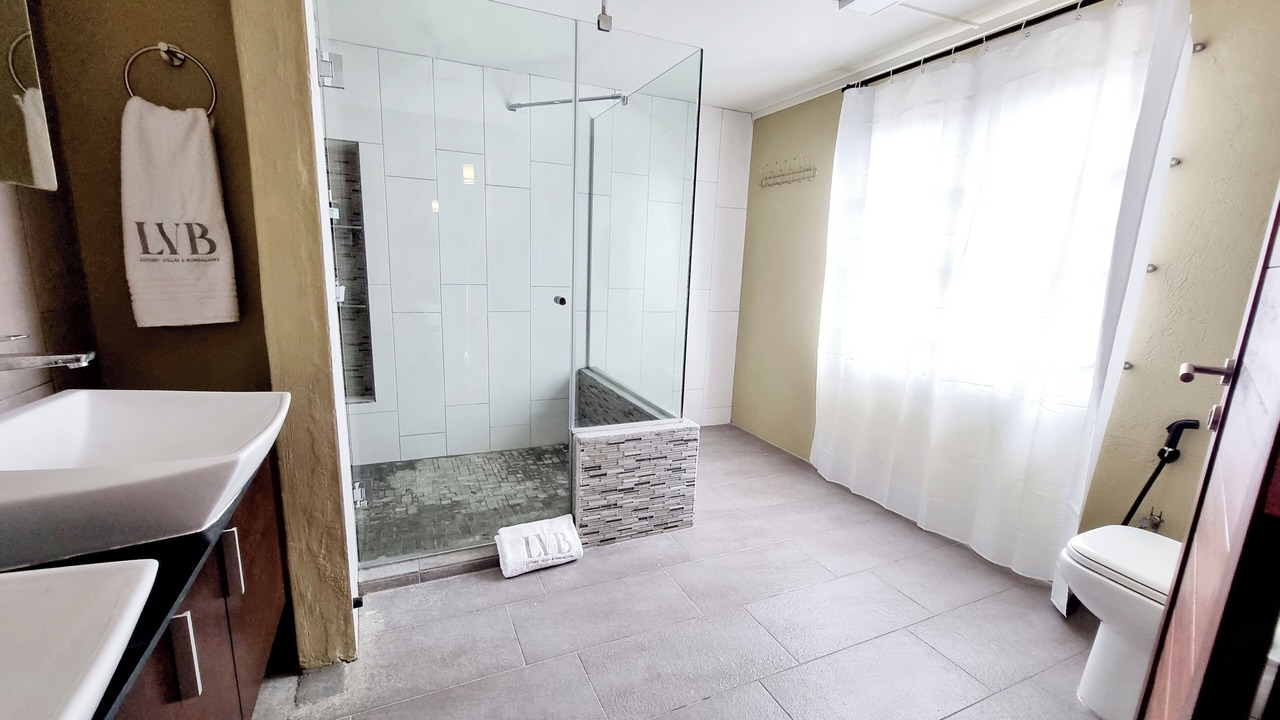 Photo of Bathroom in Pereybere
