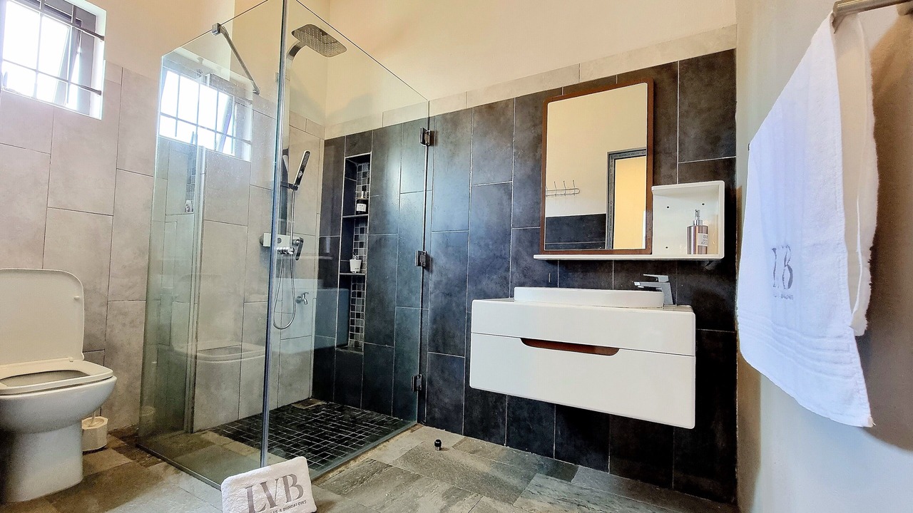 Photo of Bathroom in Pereybere
