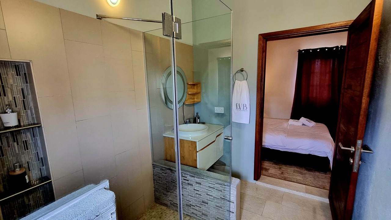 Photo of Bathroom in Pereybere