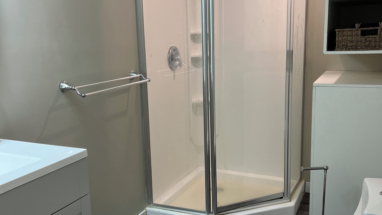 Photo of Bathroom in Grand Bend