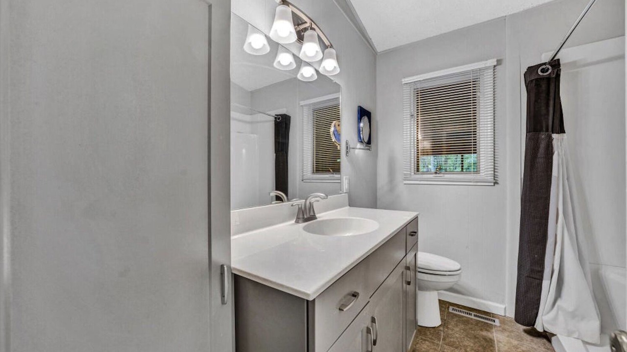 Photo of Bathroom in Smith Mountain Lake