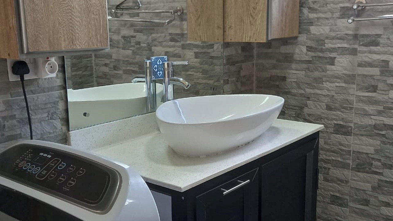 Photo of Bathroom in Pereybere
