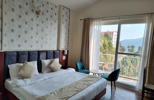 Kumarhatti Hotel | Hotel Le Halcyon Kasau