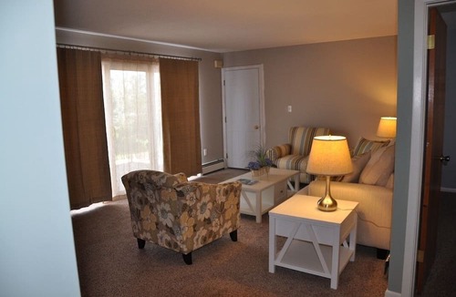 Suttons Bay Apartment | Suttons Bay-across from Marina Park/Beach/By wineries, Brewery/Beautiful Sunrise