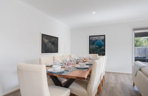 St Leonards House | Sauna, King Beds, Tranquility Base Fun Large Home