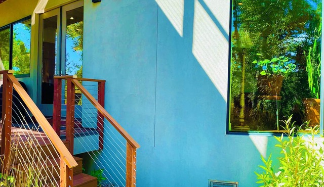Modern Luxury on the River w/Hot Tub in La Veta