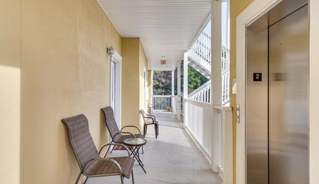 Golf Cart | Large Pool | Walk to the Beach | Sleeps 6 | Heron's Watch 7206 in Santa Rosa Beach