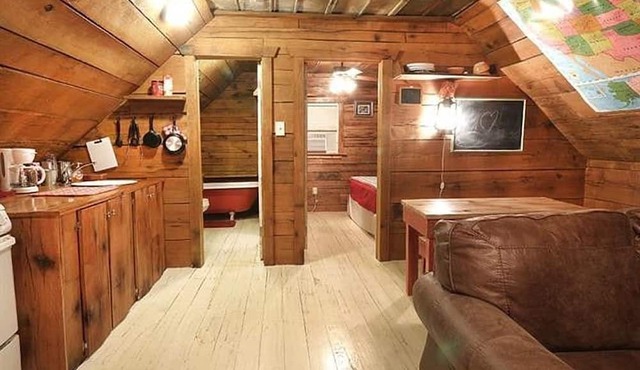 Wonderful 13 Acre East Texas Getaway near Canton on 3 Stocked Ponds! in Eustace