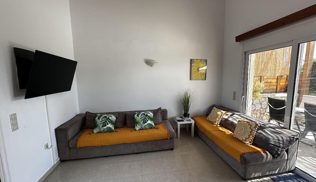 Charaki Coastal Villa Retreat in Charaki