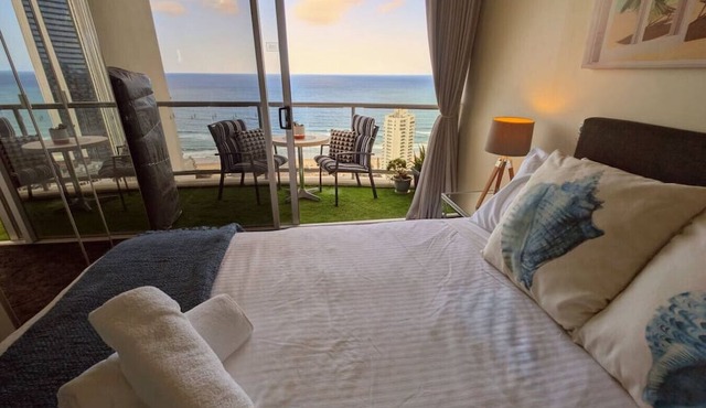 Horizon Views `By Inn Parradise` in Surfers Paradise