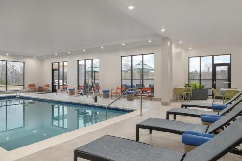 Hampton Inn By Hilton Richmond Chester, VA in Chester
